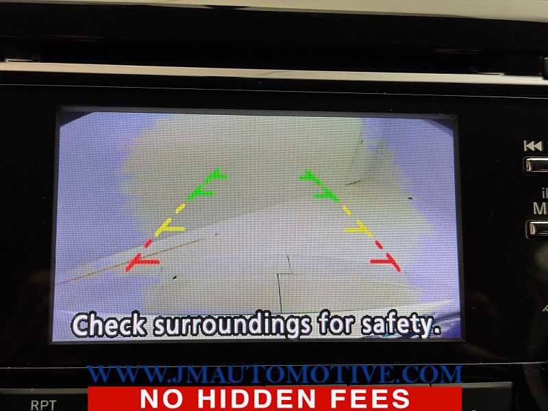 Used 2017 Nissan Rogue S w/ S Appearance Package image 31