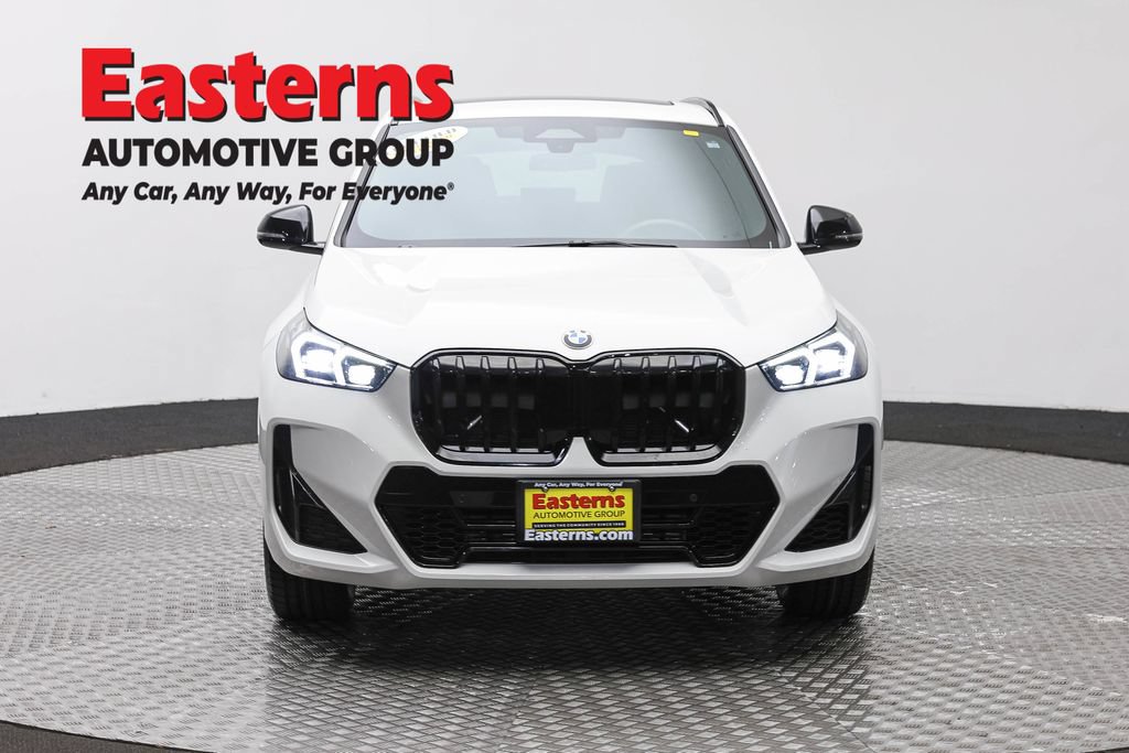 Used 2023 BMW X1 xDrive28i w/ M Sport Package AWD/4WD image 2