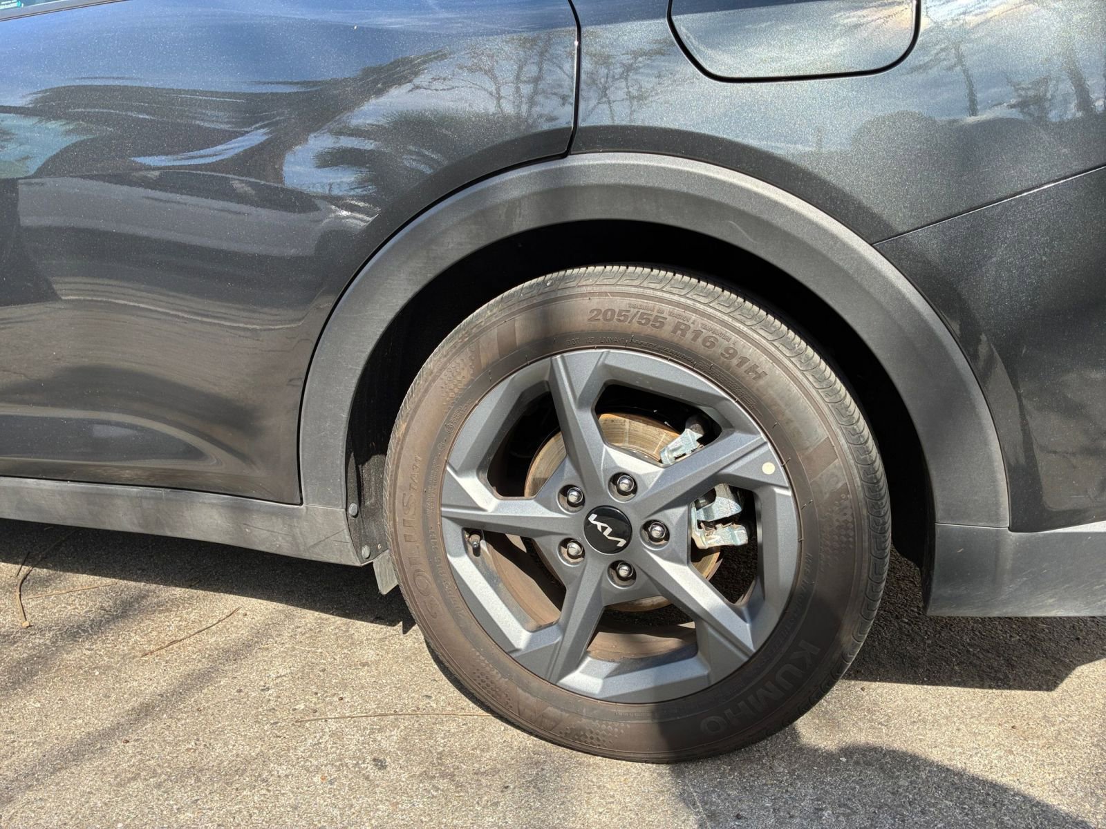 Used 2025 Kia K4 LXS image 30