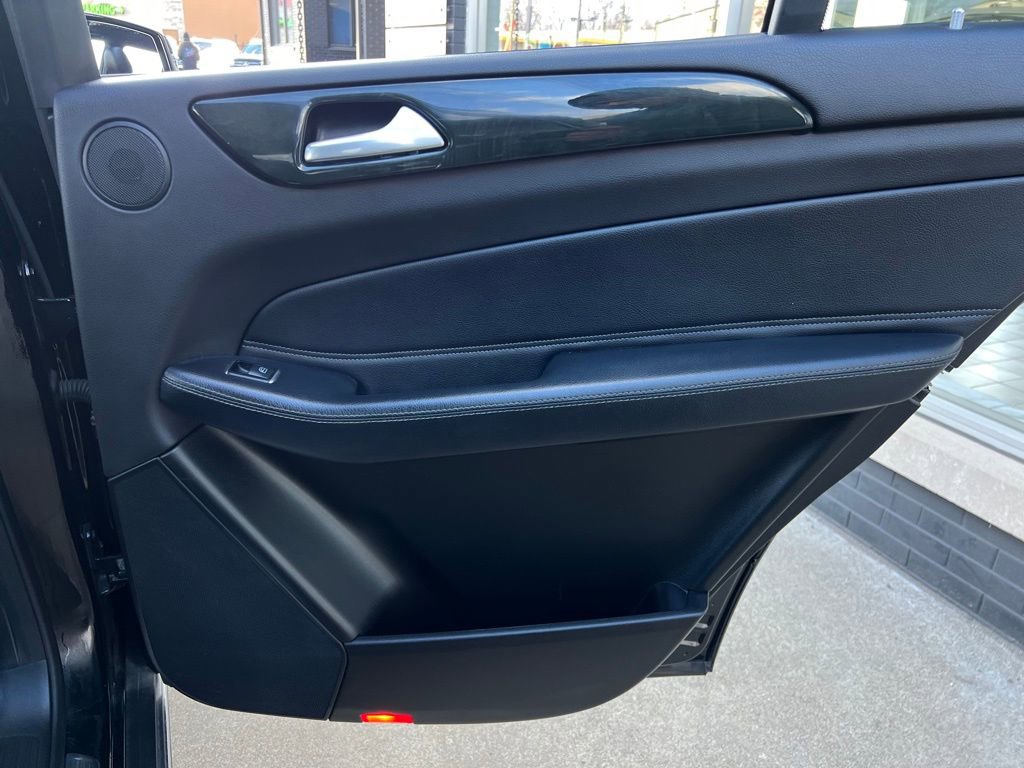 Used 2019 Mercedes-Benz GLS 450 4MATIC image 26