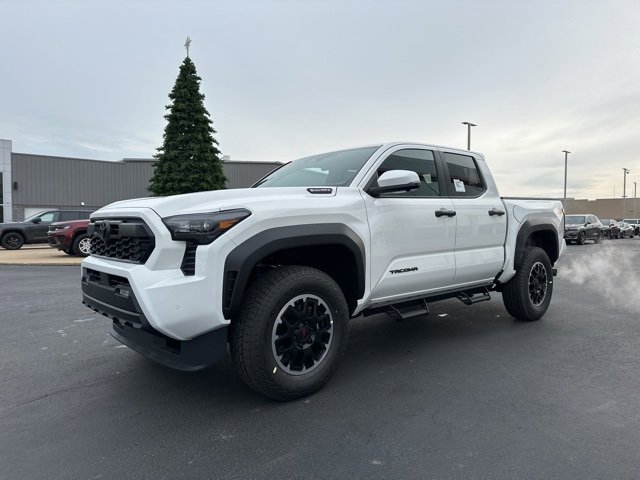 New 2025 Toyota Tacoma TRD Off-Road image 3