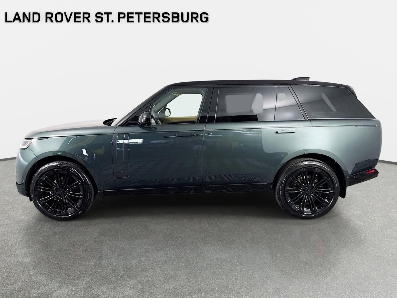 New 2026 Land Rover Range Rover Long Wheelbase SE AWD/4WD image 8