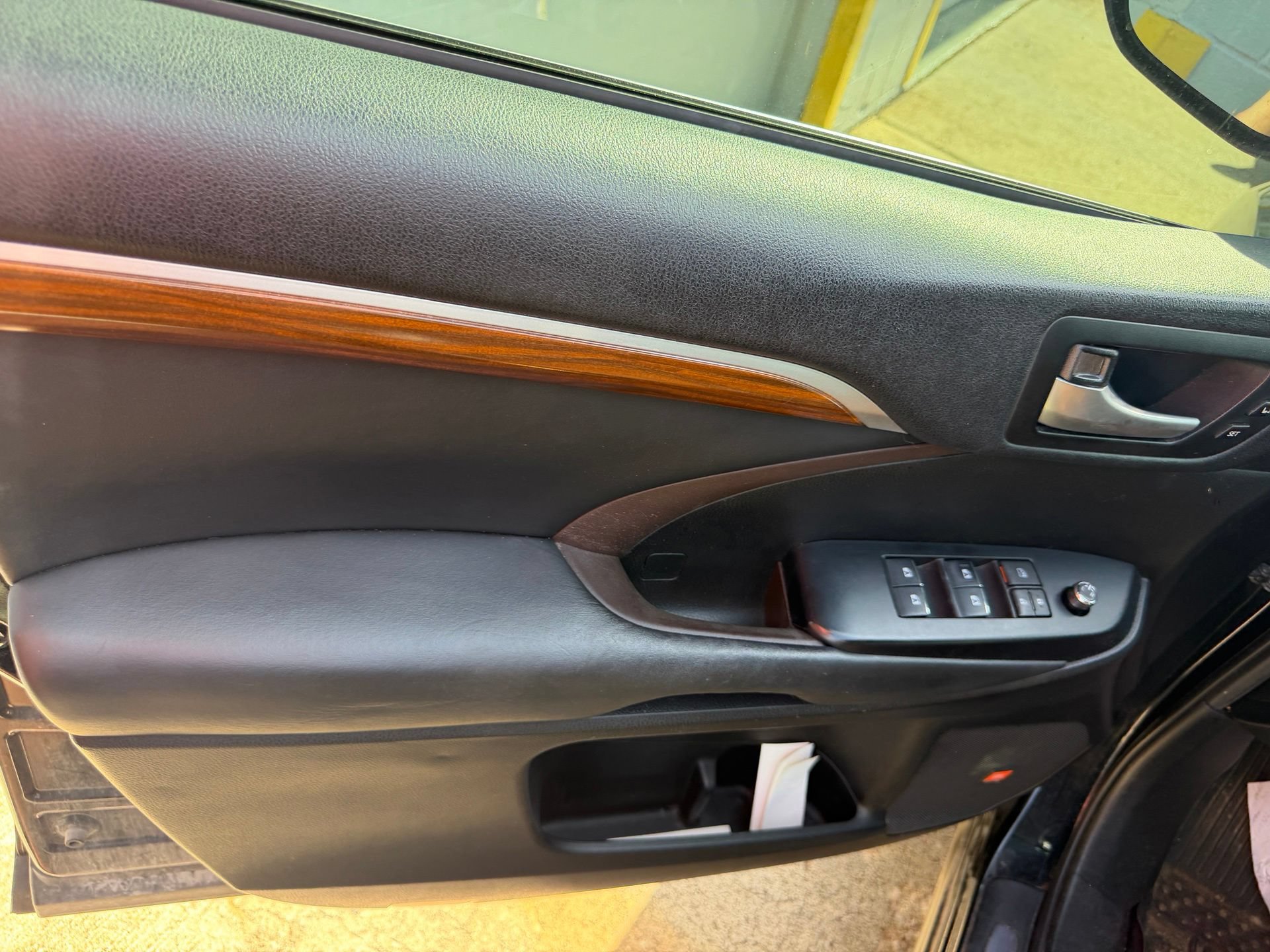Used 2019 Toyota Highlander Limited Platinum AWD/4WD image 9