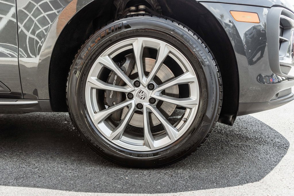 Used 2022 Porsche Macan image 4