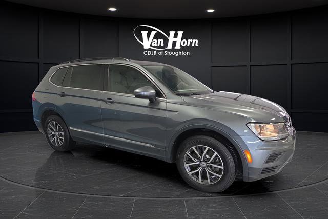 Used 2020 Volkswagen Tiguan SE w/ Panoramic Sunroof Package image 1