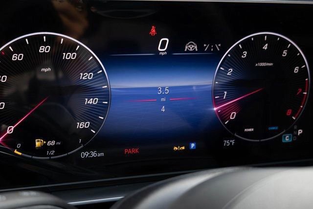 Certified 2025 Mercedes-Benz GLE 580 4MATIC image 3