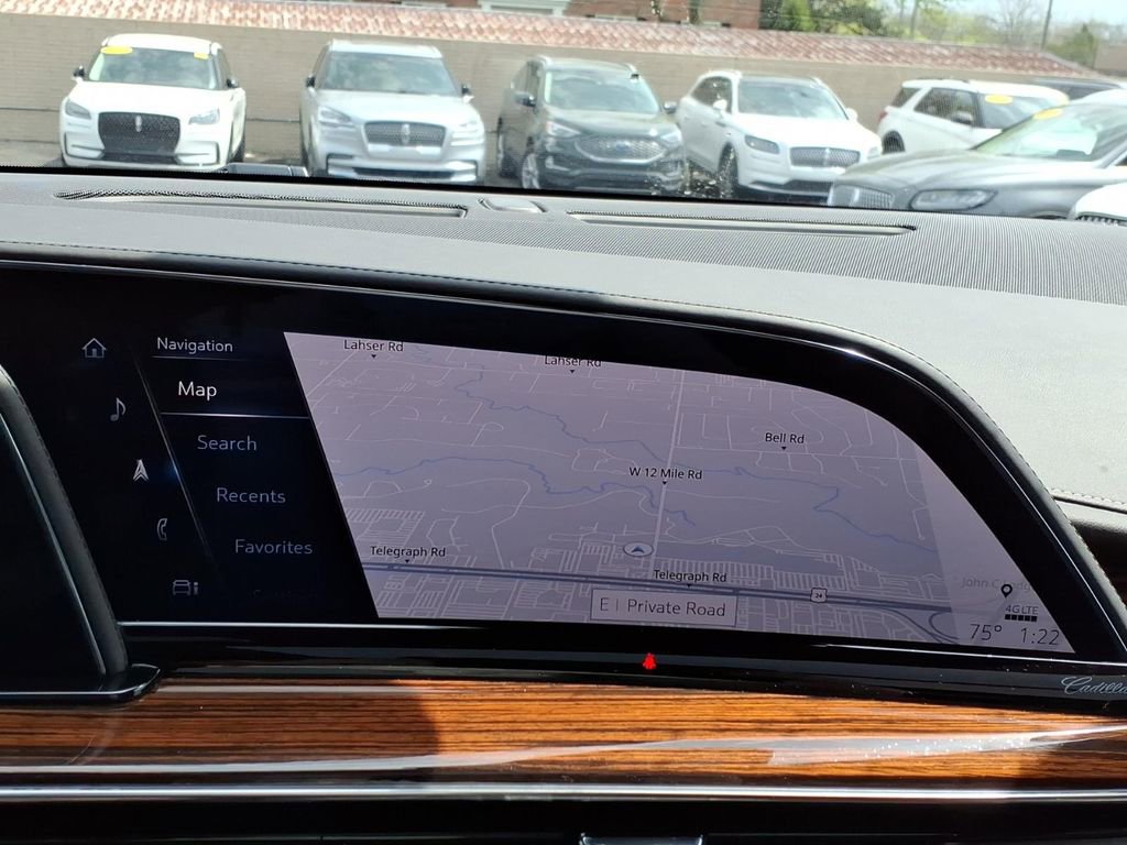 Used 2021 Cadillac Escalade Premium Luxury w/ LPO, Illumination Package AWD/4WD image 20