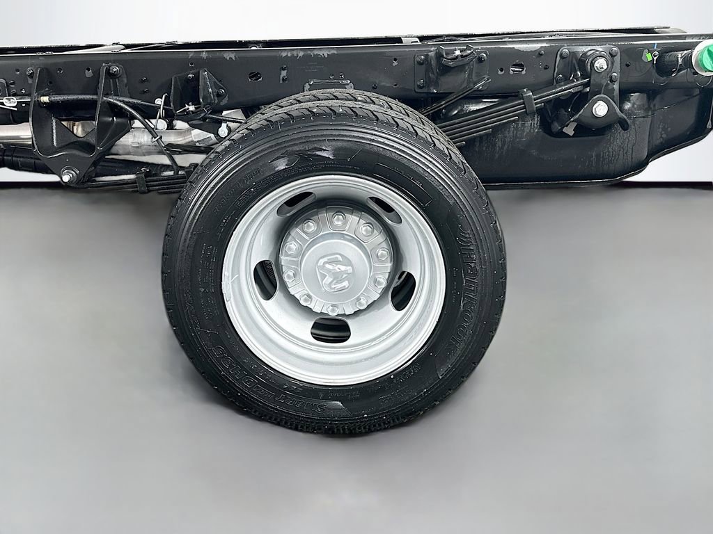 New 2026 RAM 5500 Tradesman w/ Chrome Appearance Group image 16