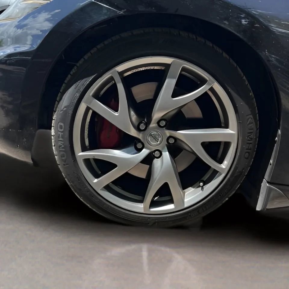 Used 2014 Nissan 370Z Touring w/ Sport Package RWD image 34