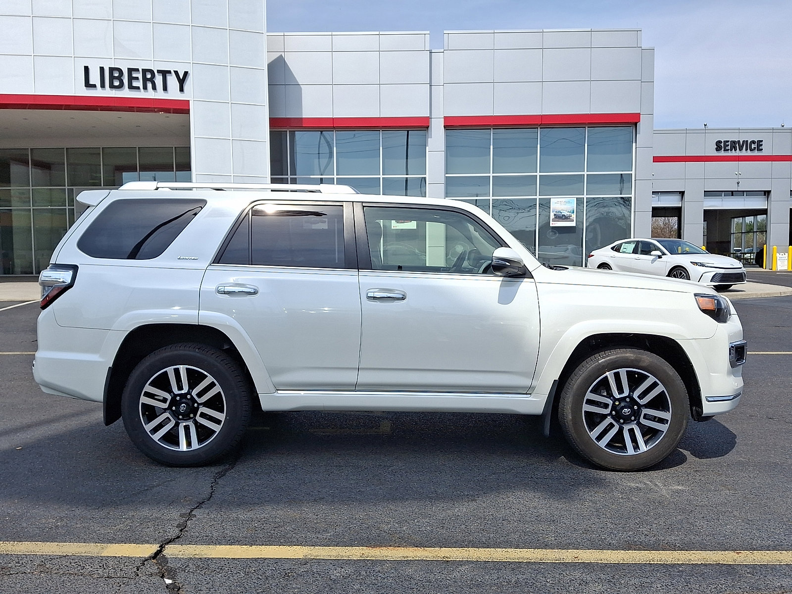 Used 2023 Toyota 4Runner Limited image 7