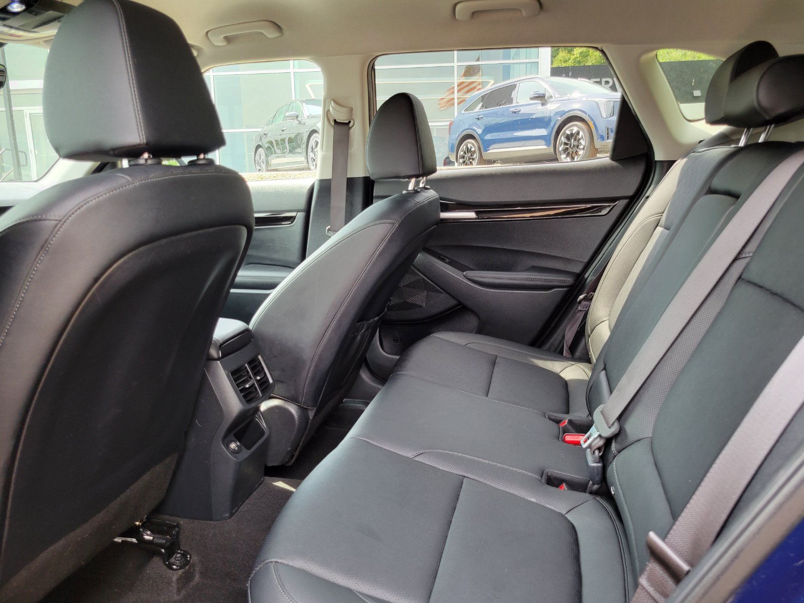 Used 2023 Kia Seltos SX AWD/4WD image 25