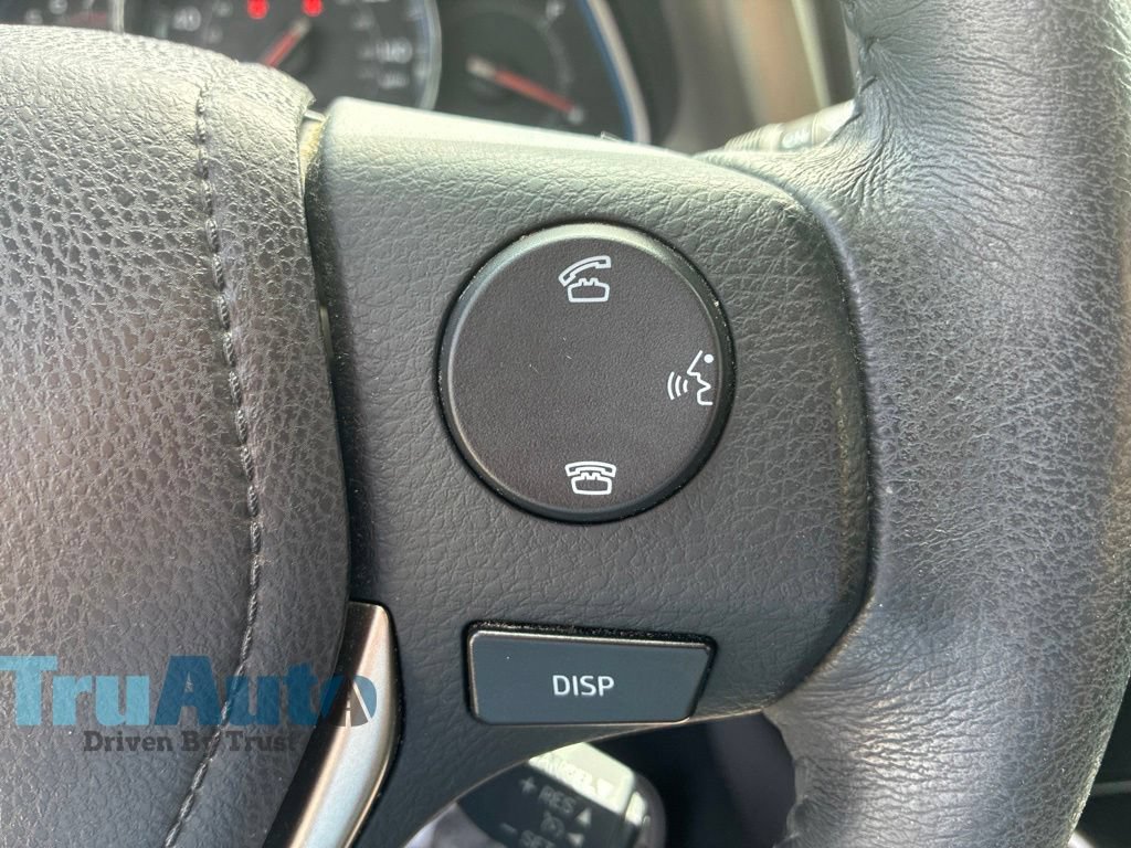 Used 2015 Toyota RAV4 Limited w/ Technology Package FWD image 29