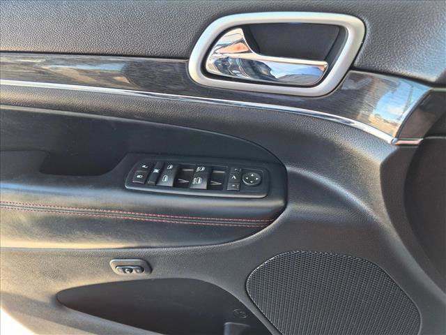Used 2017 Jeep Grand Cherokee Trailhawk AWD/4WD image 15