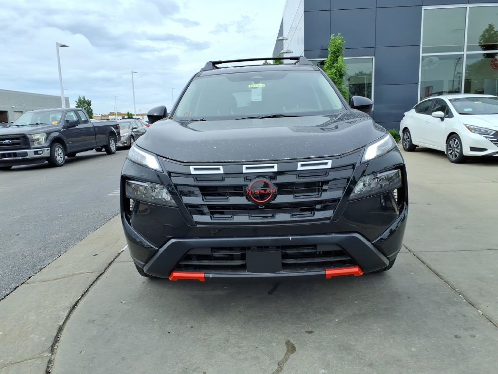 New 2026 Nissan Rogue SV AWD/4WD image 3