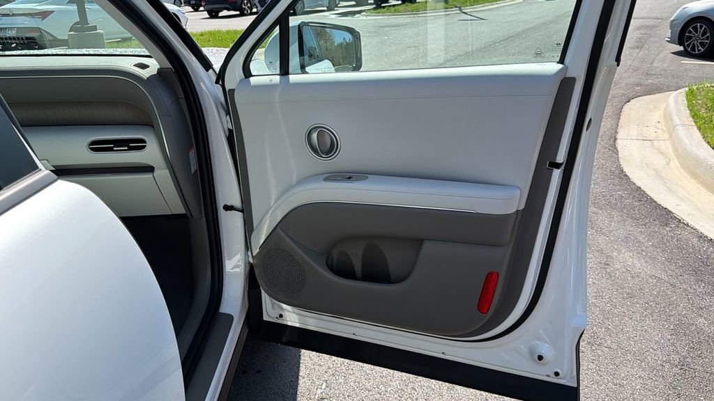 New 2026 Hyundai Palisade FWD Hybrid image 16