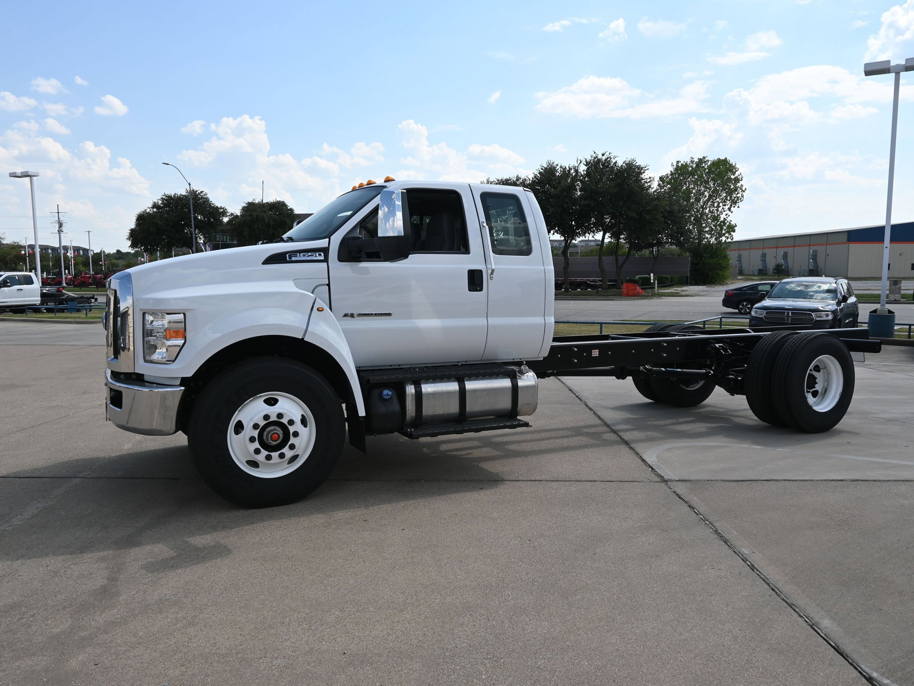 New 2026 Ford F650 2WD SuperCab Super Duty image 1