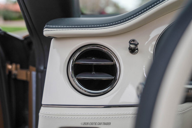 Used 2026 Bentley Continental GTC image 35