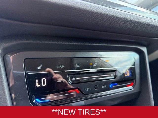 Used 2022 Volkswagen Tiguan SE FWD image 18
