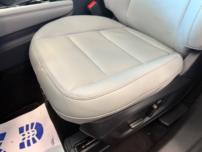 New 2026 Ford Explorer Active w/ Active Comfort Package image 26