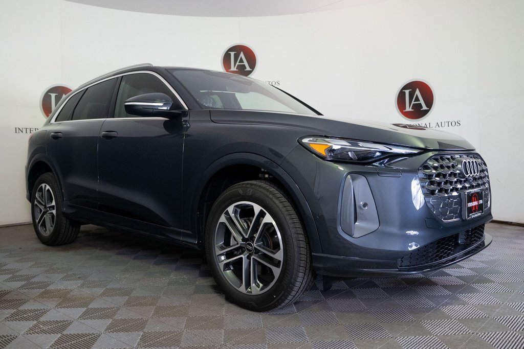 New 2025 Audi Q5 Premium