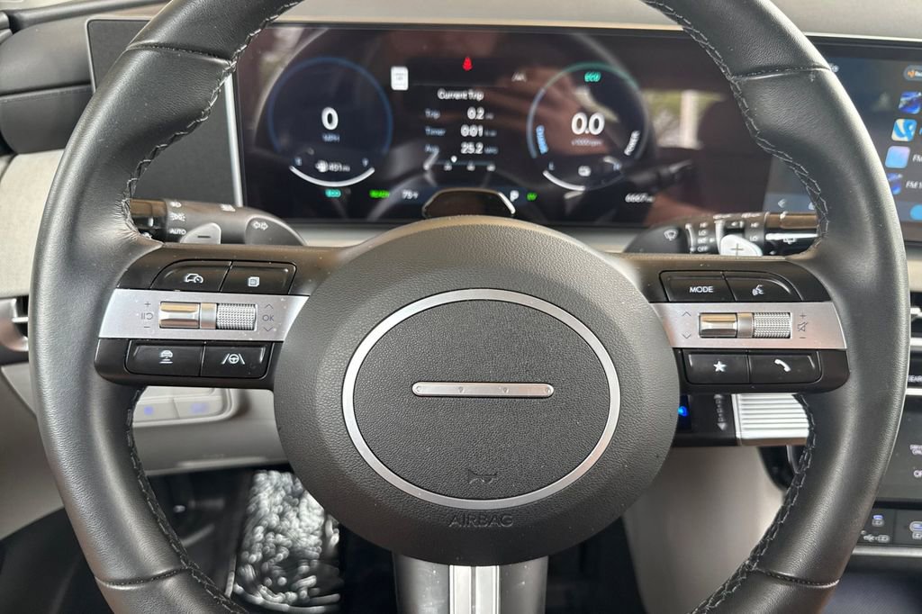 Used 2025 Hyundai Tucson SEL image 21