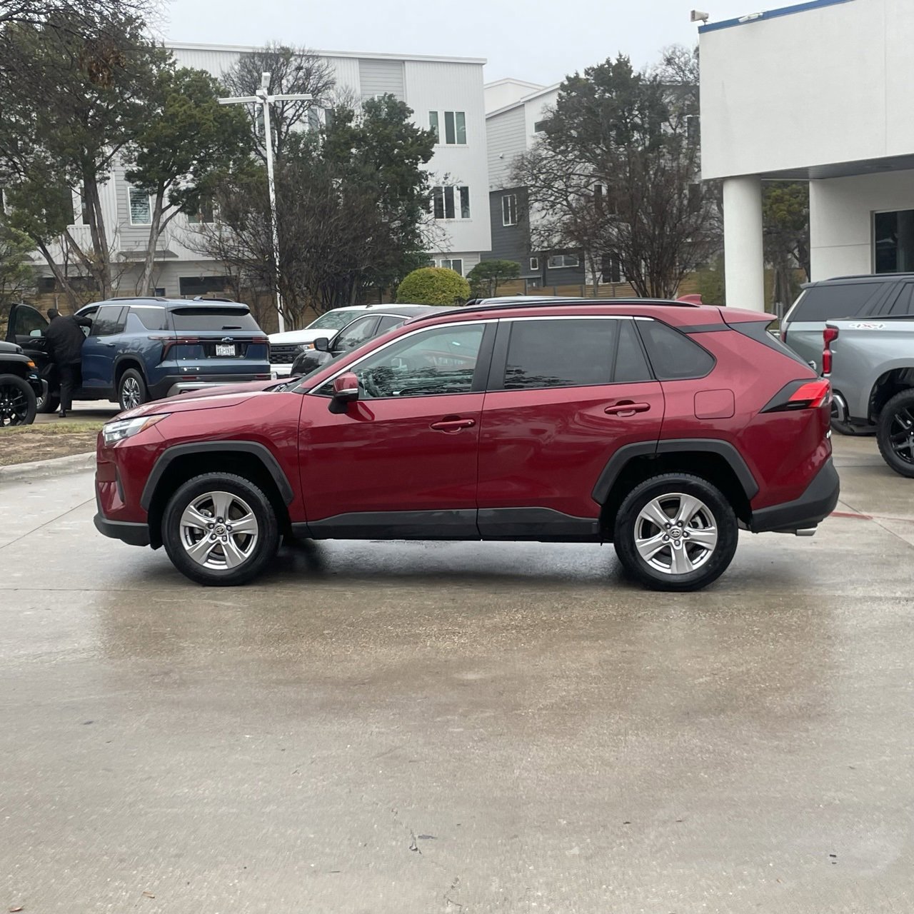 Used 2023 Toyota RAV4 XLE image 3