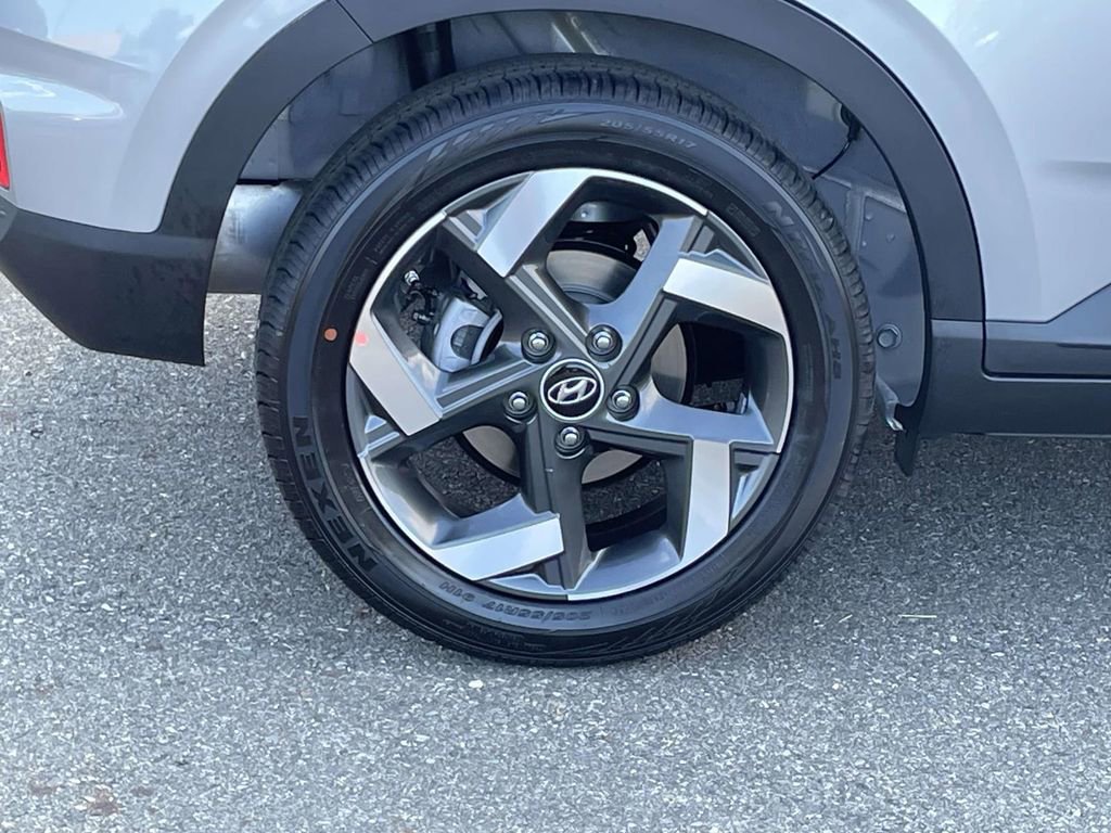 New 2026 Hyundai Venue SEL FWD image 7