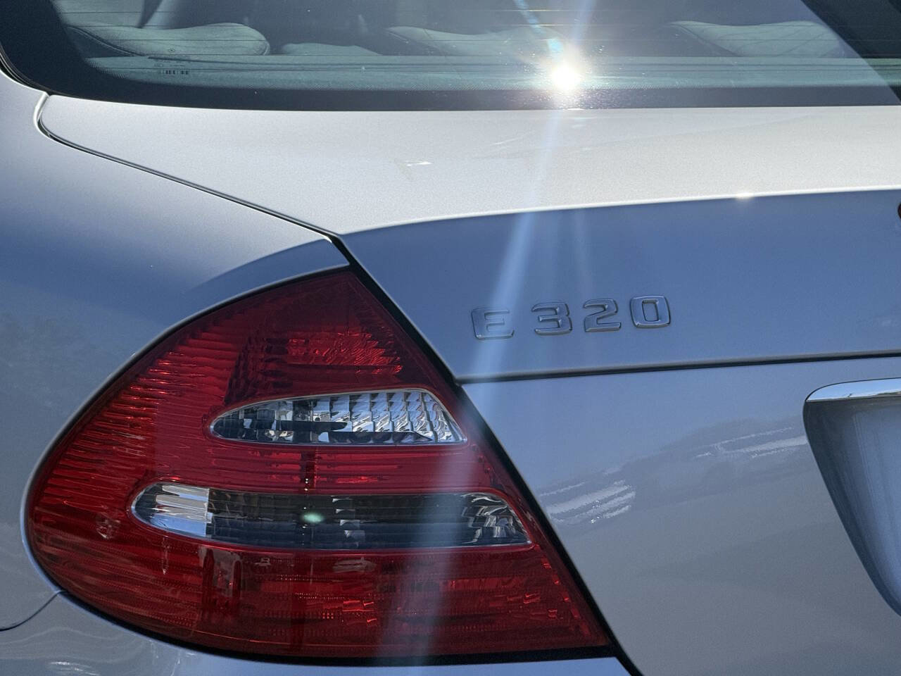 Used 2004 Mercedes-Benz E 320 Sedan image 22