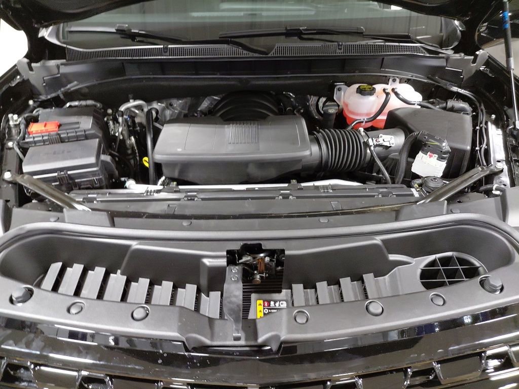 New 2026 Chevrolet Suburban LS w/ LS Custom Edition AWD/4WD image 34