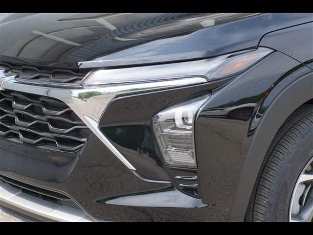 New 2025 Chevrolet Trax LT w/ LT Convenience Package image 25