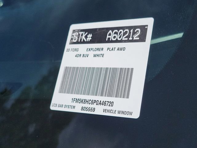 Certified 2023 Ford Explorer Platinum w/ Technology Package AWD/4WD image 33
