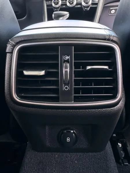 Used 2021 Genesis G70 3.3T w/ Sport Package RWD image 48