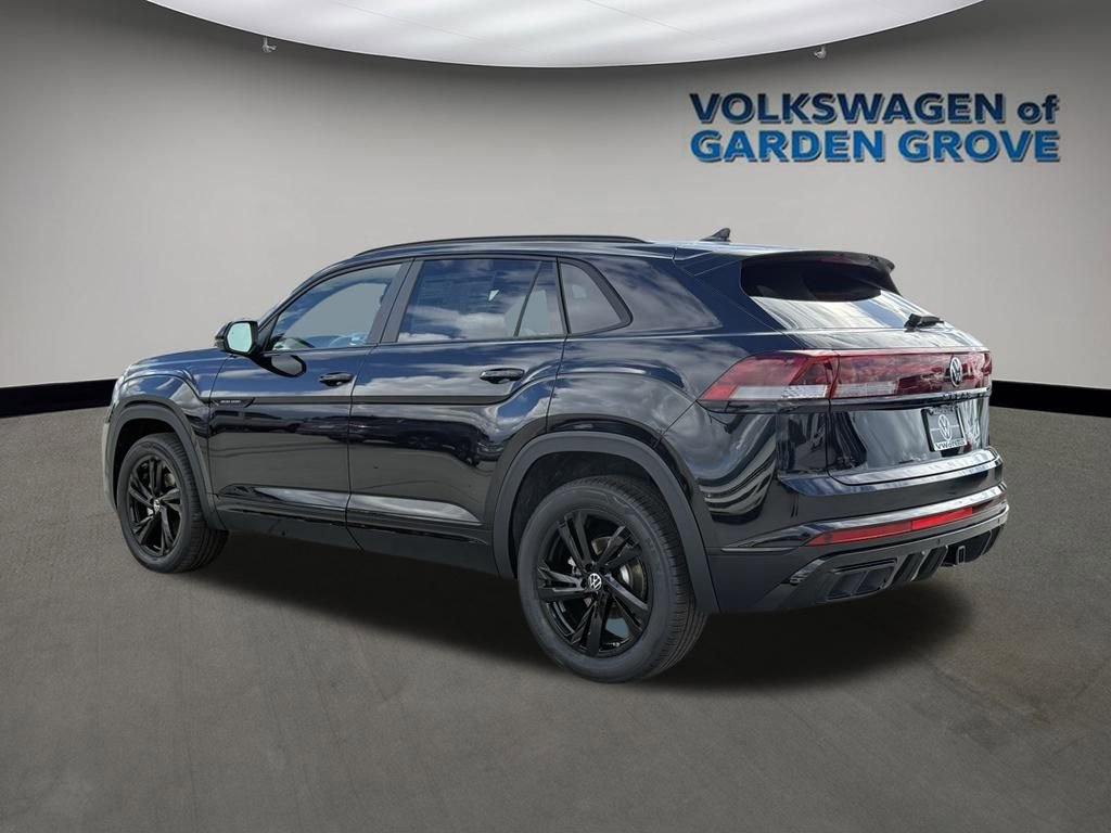 New 2026 Volkswagen Atlas Cross Sport SEL R-Line image 5