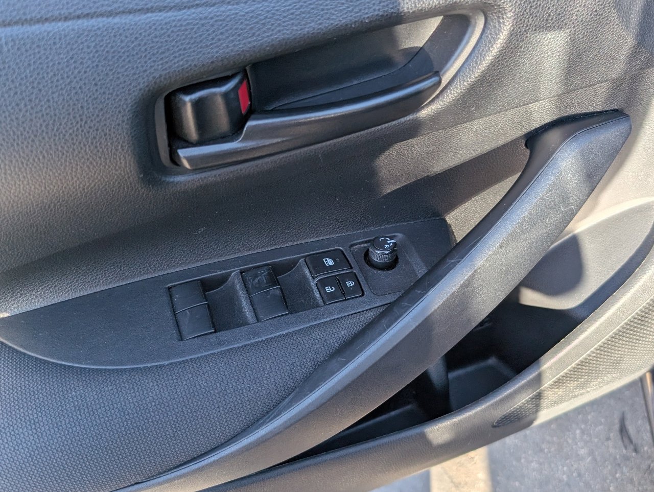 Used 2023 Toyota Corolla LE image 15