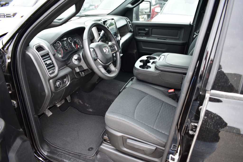 New 2026 RAM 3500 Tradesman AWD/4WD image 21
