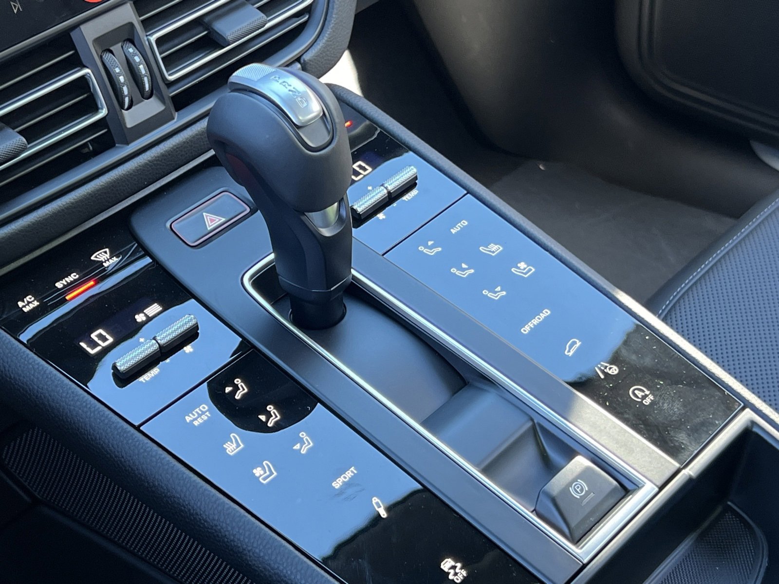 New 2026 Porsche Macan S image 28