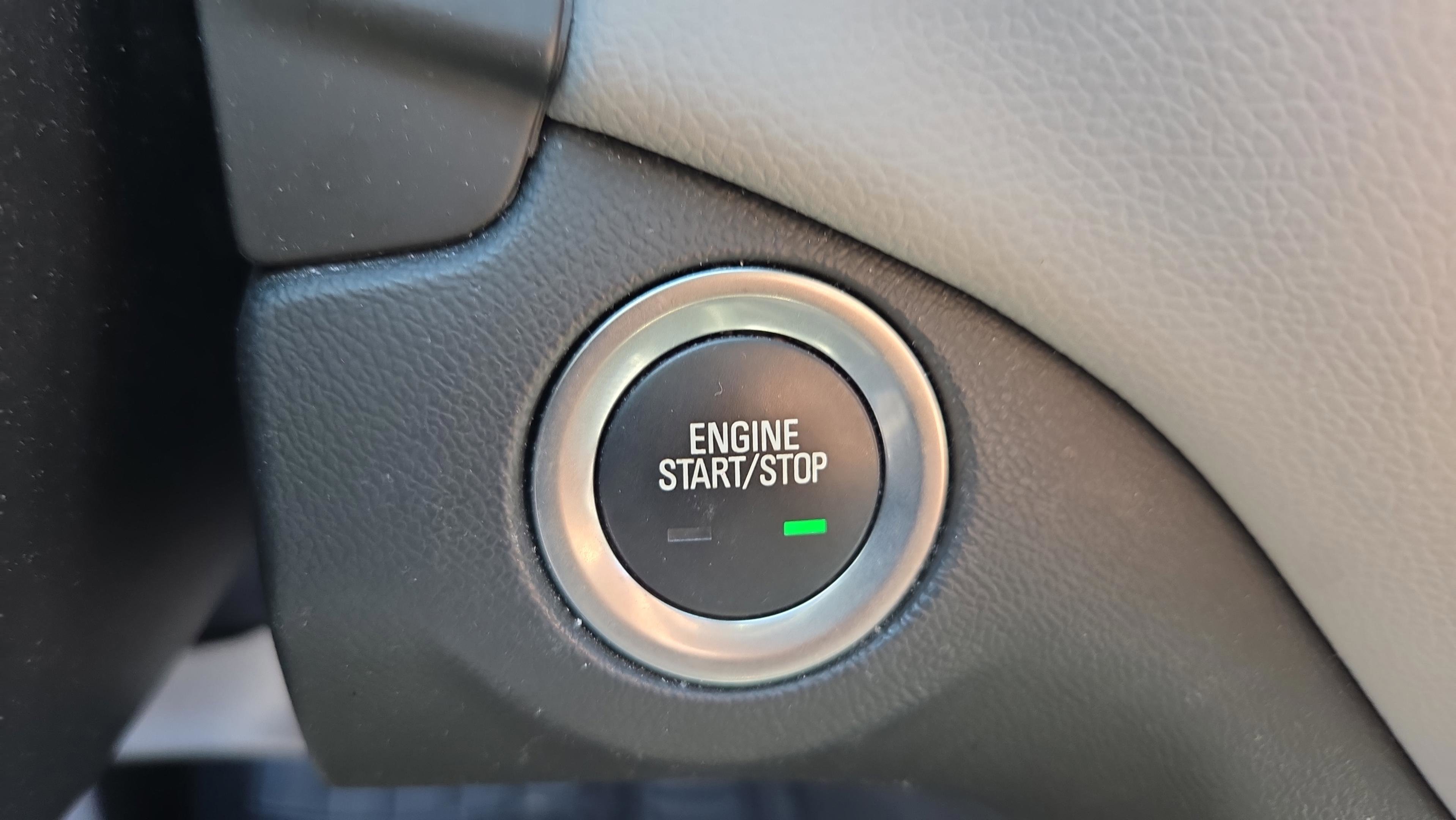 Used 2023 Chevrolet Equinox LT FWD image 22