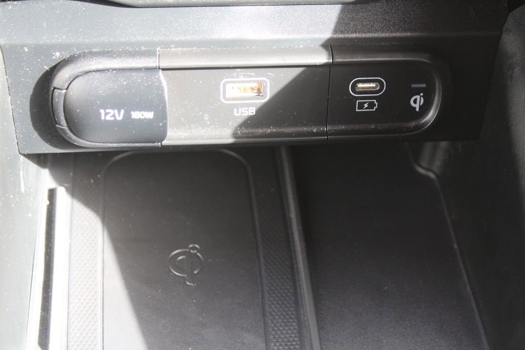 Certified 2024 Kia Telluride EX w/ EX Captain's Chair Package image 45