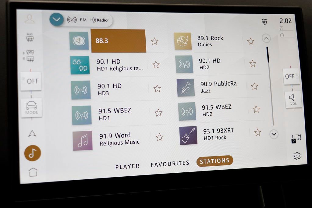 Used 2026 Land Rover Range Rover Evoque S image 9