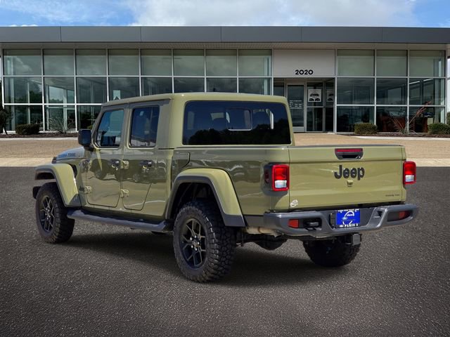 Used 2025 Jeep Gladiator Sport AWD/4WD image 6