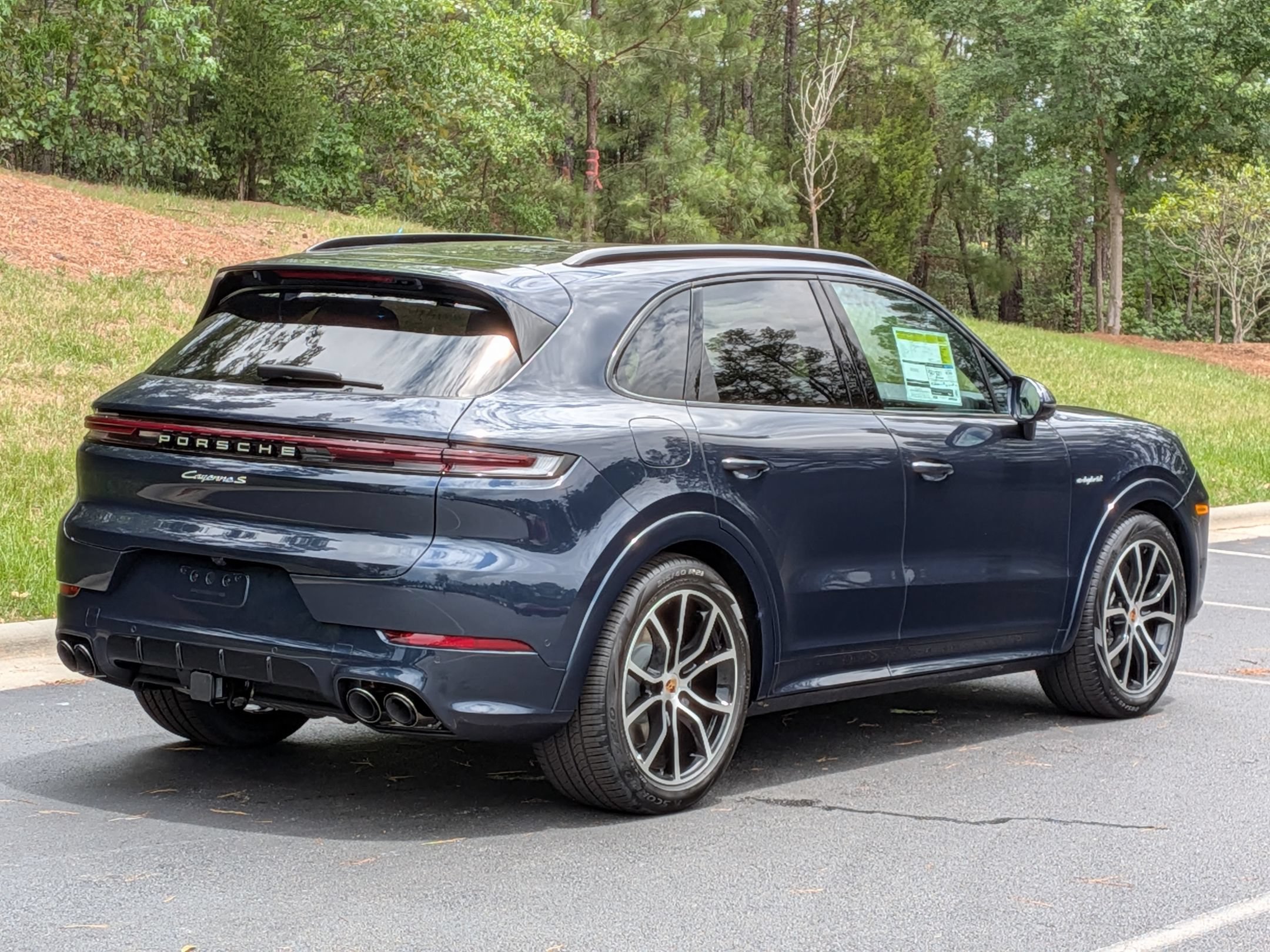 New 2026 Porsche Cayenne S AWD/4WD image 32
