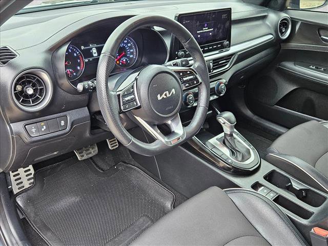 Used 2022 Kia Forte GT-Line w/ GT-Line Technology Package FWD image 10