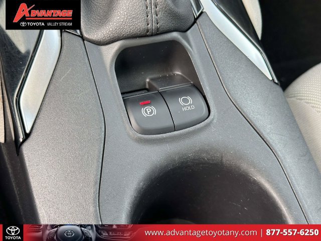 Used 2023 Toyota Corolla Cross LE w/ Moonroof Package AWD/4WD image 37