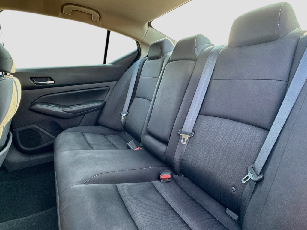 Used 2019 Nissan Altima 2.5 S FWD image 16