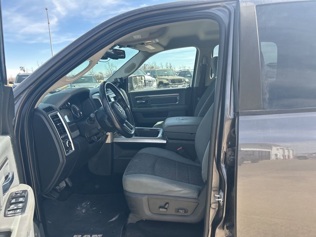 Used 2017 RAM 1500 Big Horn image 10