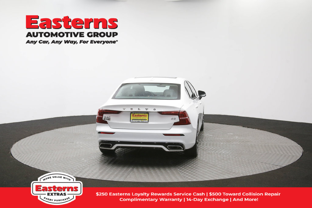 Used 2022 Volvo S60 B5 Inscription FWD image 39
