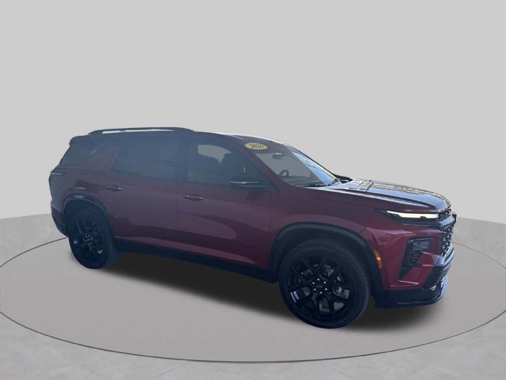Used 2026 Chevrolet Traverse RS w/ LPO, Floor Liner Package FWD image 12