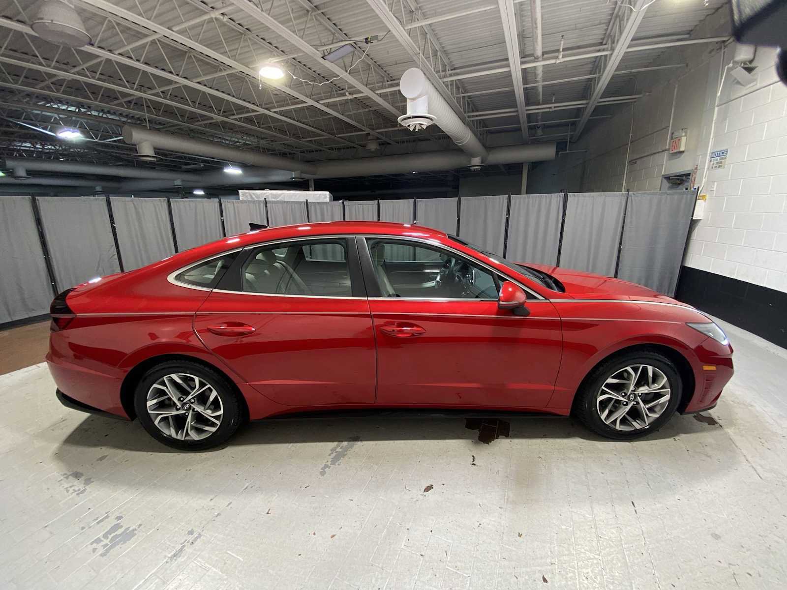 Used 2022 Hyundai Sonata SEL w/ Preferred Accessory Package image 27