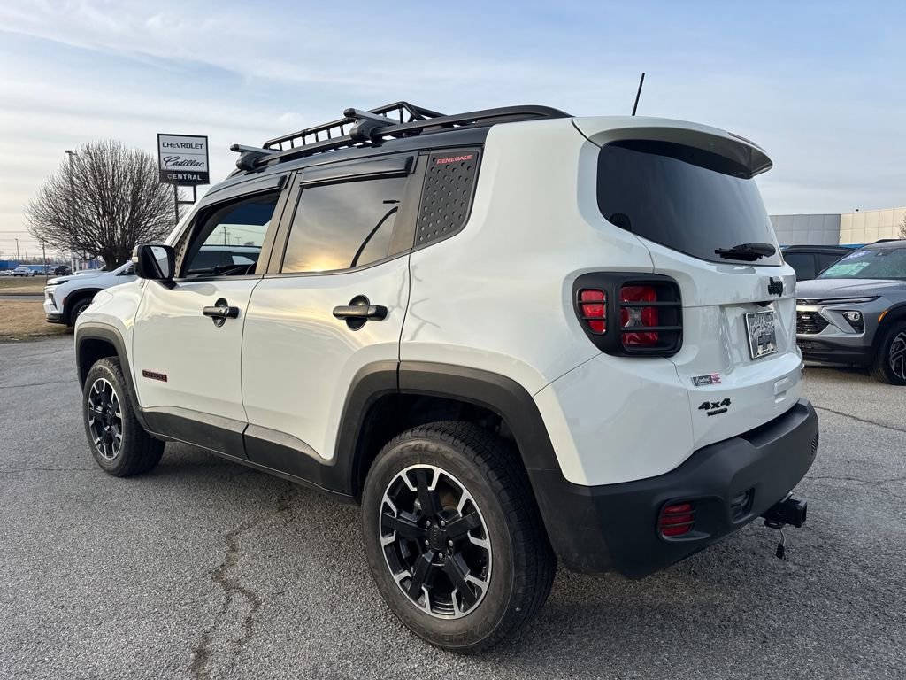 Used 2023 Jeep Renegade Trailhawk w/ Trailhawk Elite Group image 4