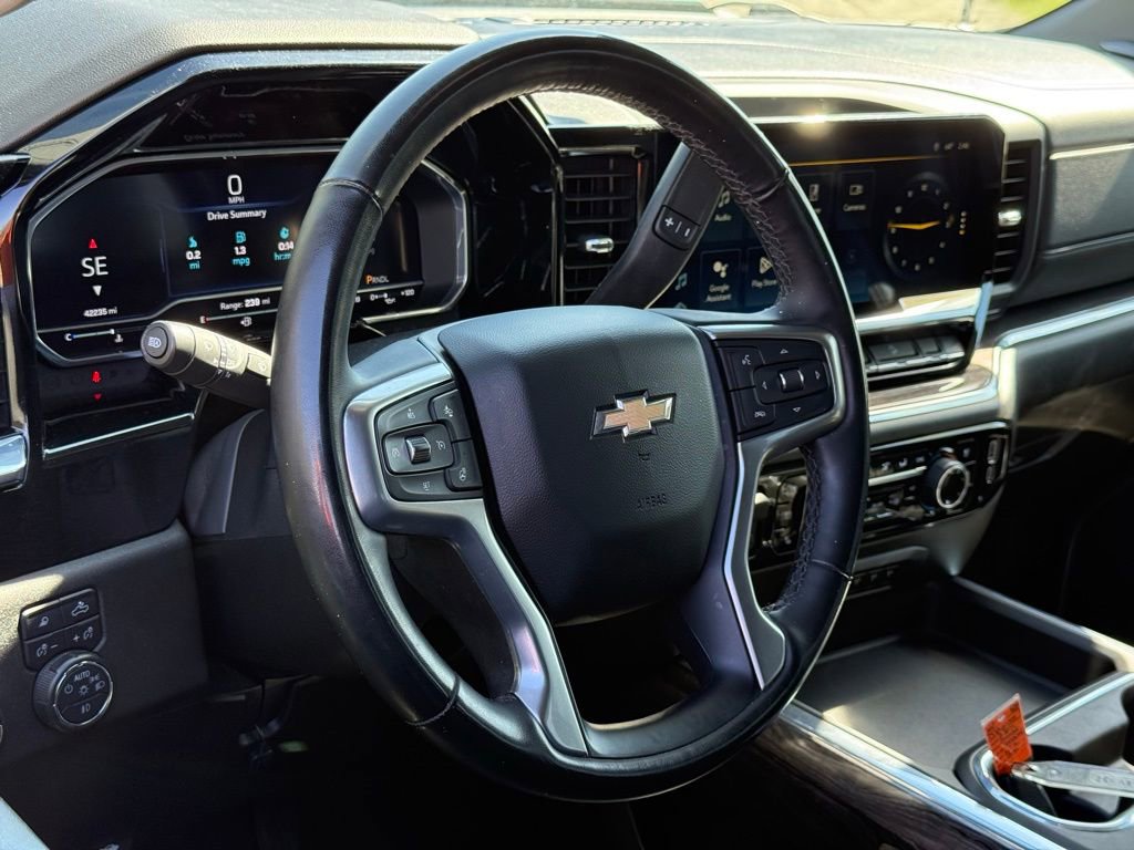 Used 2024 Chevrolet Silverado 2500 LTZ w/ LTZ Plus Package image 18